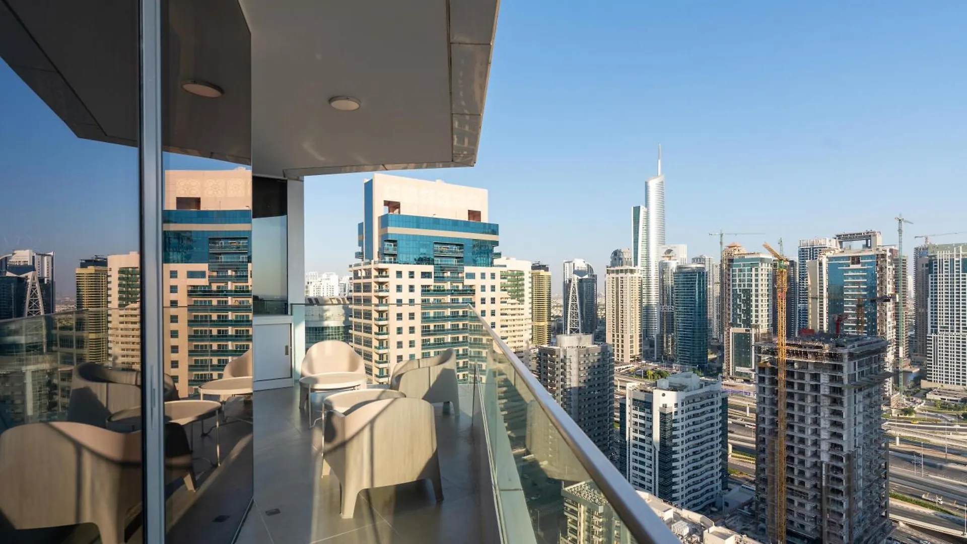 Chic Waterfront Escape With Stunning Views In Stella Maris, Dubai Marina Appartement 0*,