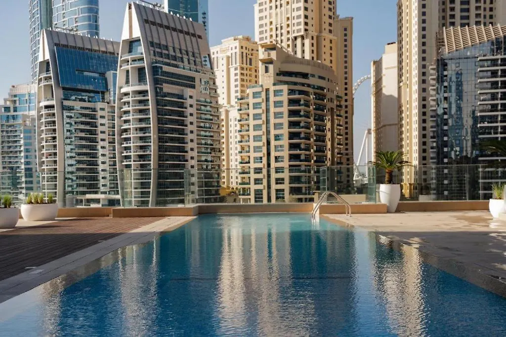 Chic Waterfront Escape With Stunning Views In Stella Maris, Dubai Marina Apartment United Arab Emirates